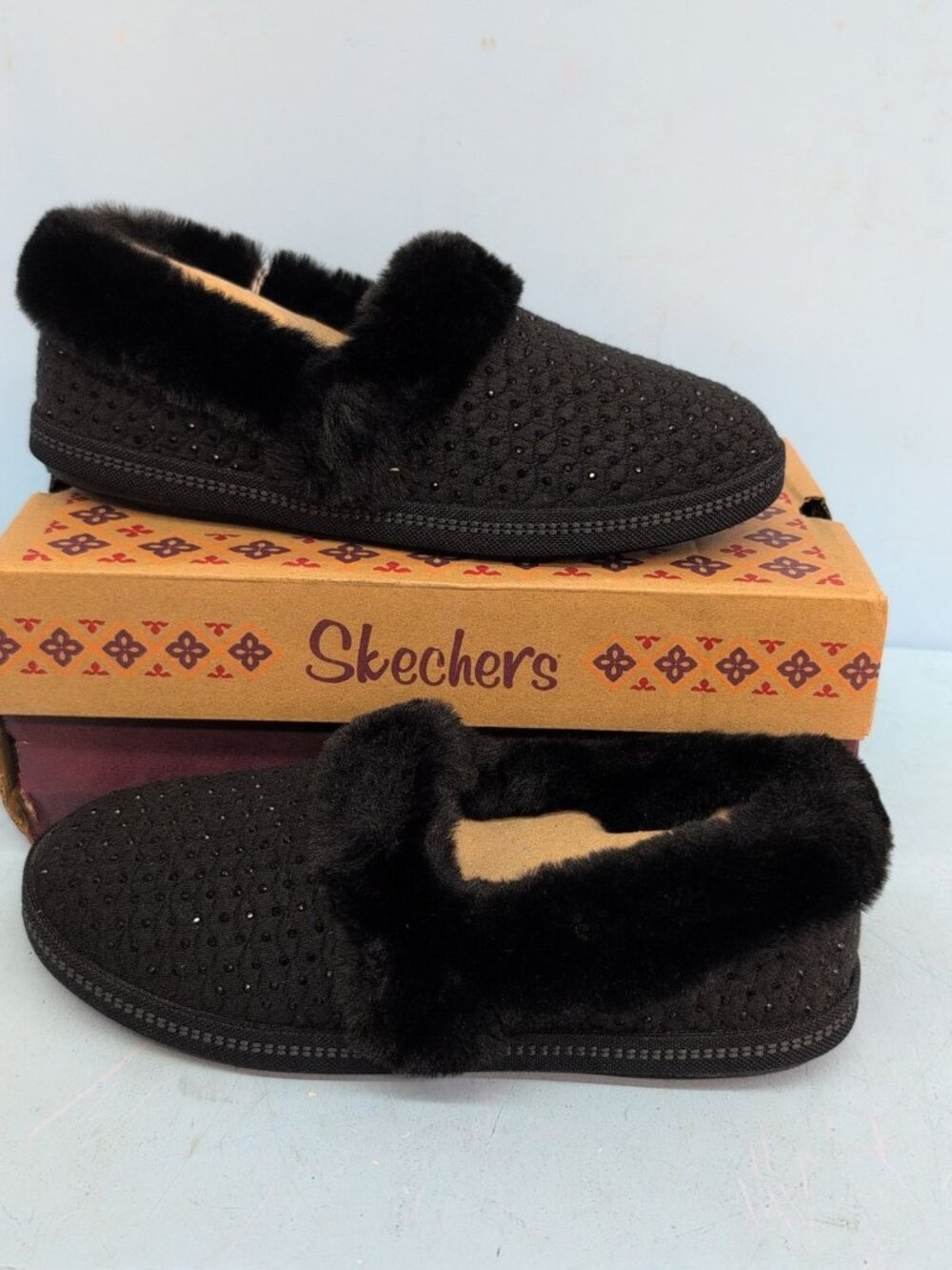 Skechers Cozy Campfire Toasty Twinklers Women's Slippers US 6.5 Black